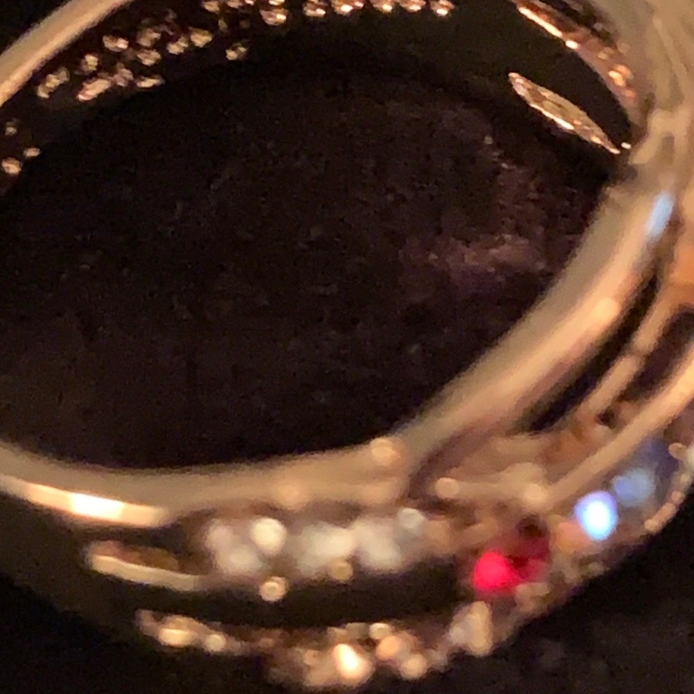 Ring - Picture 3 of 3
